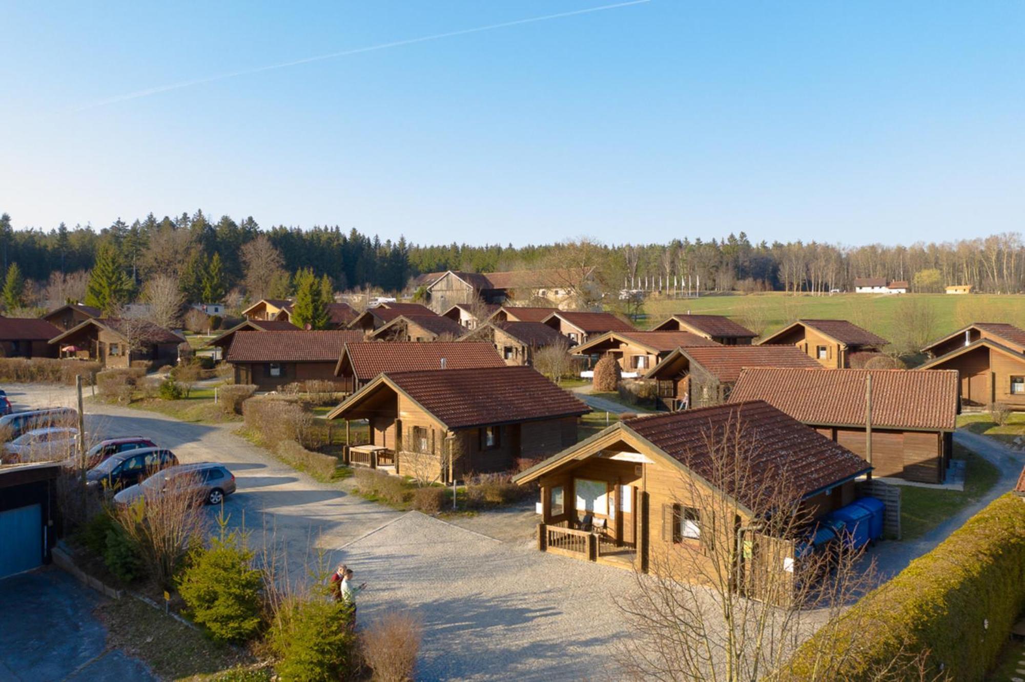Ferienhaus Nr 6, Typ A, Feriendorf Jaegerpark, Bayerischer Wald Viechtach Exterior photo